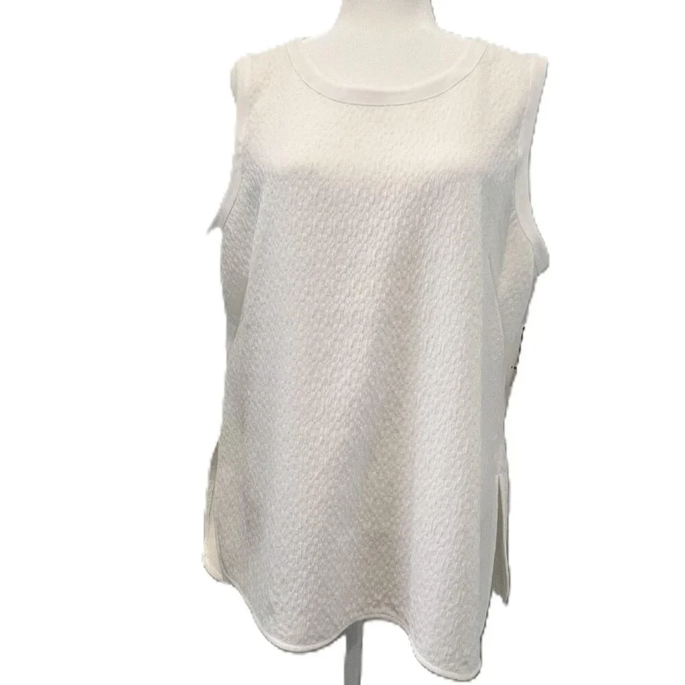NIC+ZOE | Paper White Jewel-neck Textured Tank Top - Picture 3 of 9